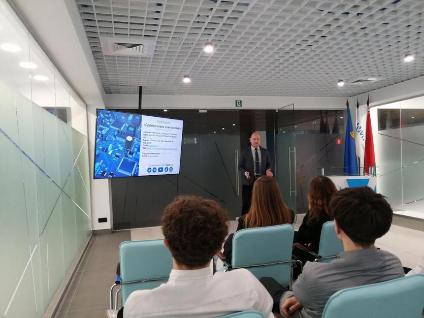 photo_2026-01-08_18-31-12.jpg photo_2026-01-08_18-31-12.jpg