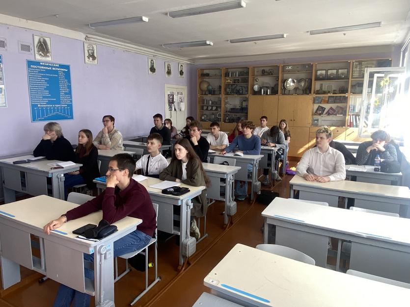 img-22ac88a7d5cdc1bda69aaf9e304af3d4-v.jpg