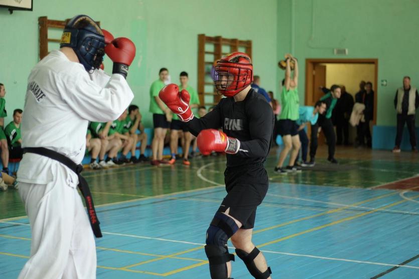 Праздник мужества и силы