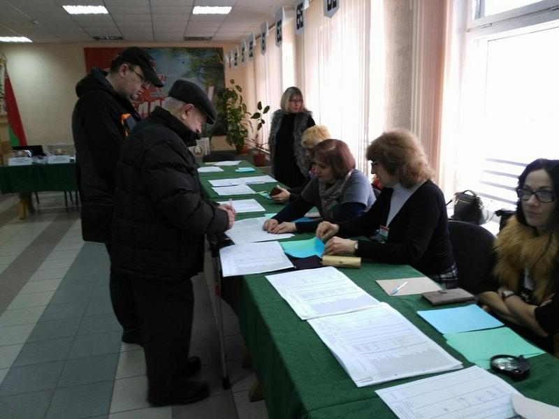 Выборы на участке для голосования №43 в ГГТУ имени П.О.Сухого