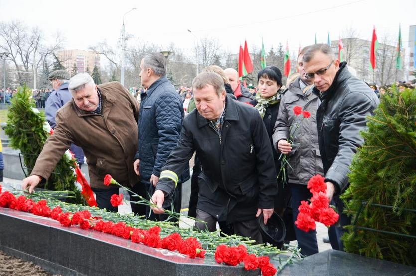 Студенты и сотрудники ГГТУ имени П.О.Сухого приняли участие в торжественном митинге, посвящённом 74-й годовщине освобождения Гомеля от немецко-фашистских захватчиков