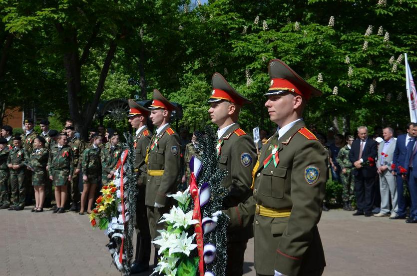 Студенты и руководство ГГТУ имени П.О.Сухого приняли участие в торжественных митингах, посвященных Дню Победы