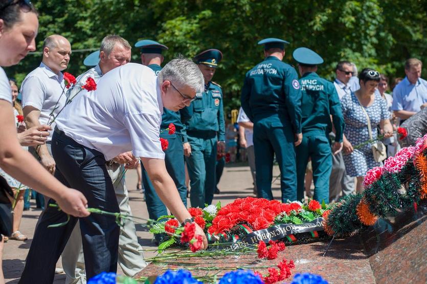 ГГТУ им.П.О.Сухого прянял участие в митинге-реквиеме «Пусть помнят потомки».