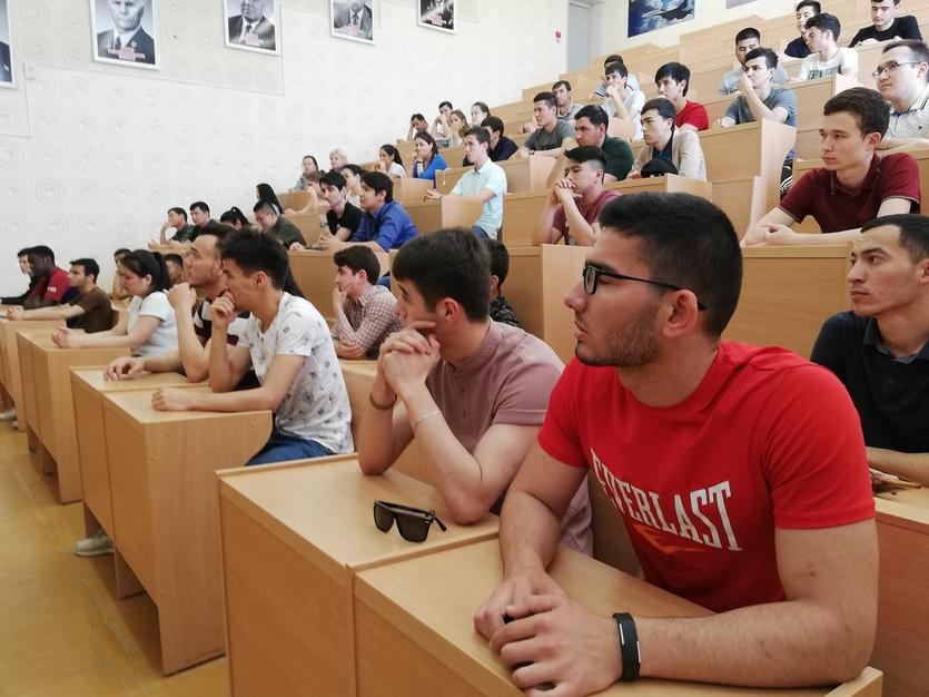 Встреча иностранных студентов с представителями государственных органов Республики Беларусь прошла в ГГТУ