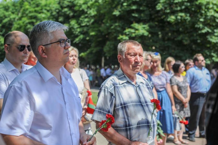 ГГТУ им.П.О.Сухого прянял участие в митинге-реквиеме «Пусть помнят потомки».