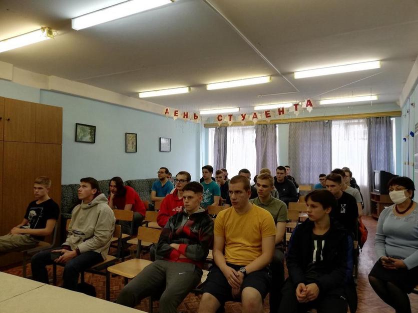В ГГТУ прошла встреча с врачом-валеологом "Дышите глубже!".jpg