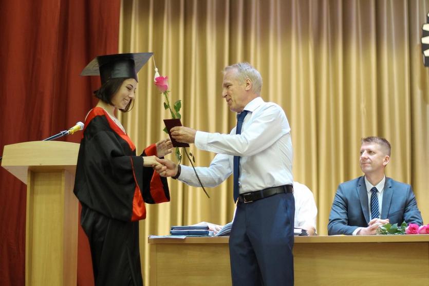 Торжественное вручение дипломов на машиностроительном факультете ГГТУ