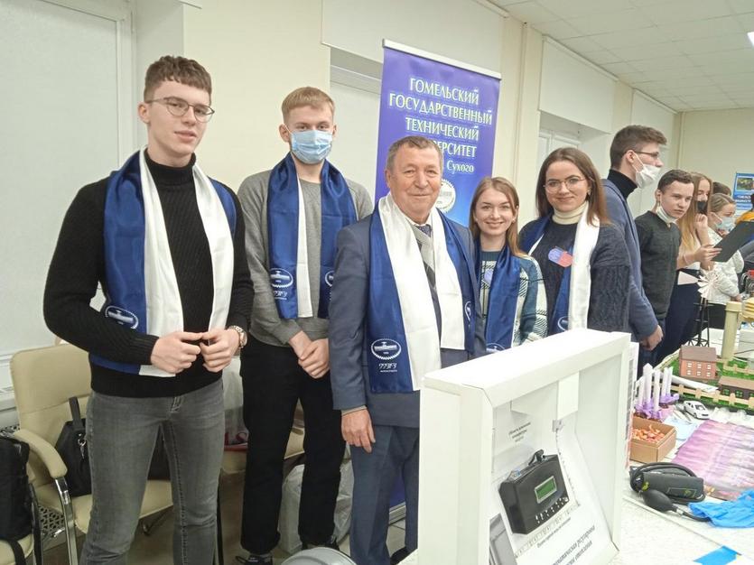 Проект студентов ГГТУ прошел на областной этап республиканского конкурса "100 идей для Беларуси".jpg