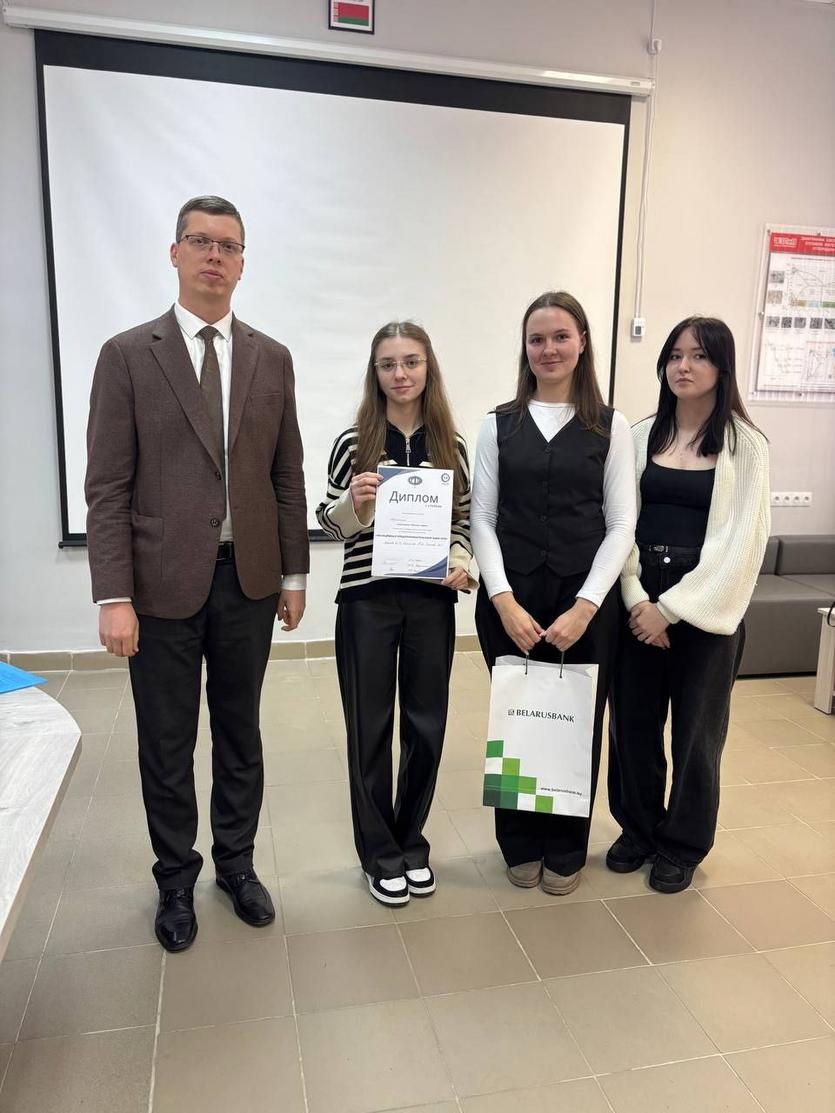 photo_2025-10-29_19-36-52_2.jpg photo_2025-10-29_19-36-52_2.jpg