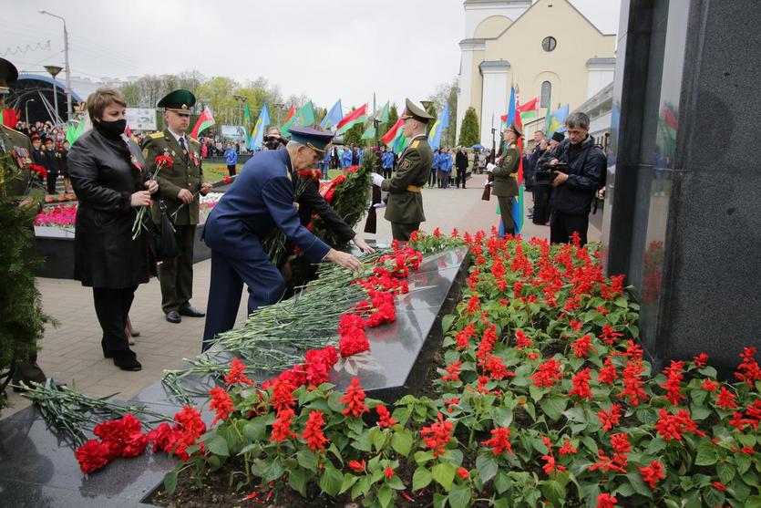 Прошли районные и городские митинги, посвященные Дню Великой Победы над фашизмом