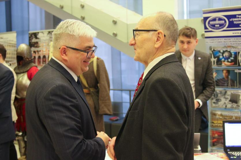 photo_5445408766691053629_y.jpg photo_5445408766691053629_y.jpg