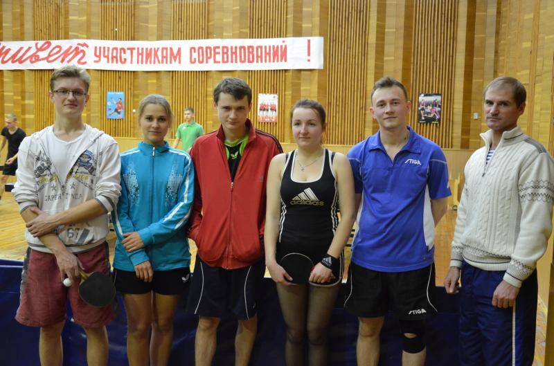Спортсмены из ГГТУ им. П.О.Сухого победители соревнований по настольному теннису.