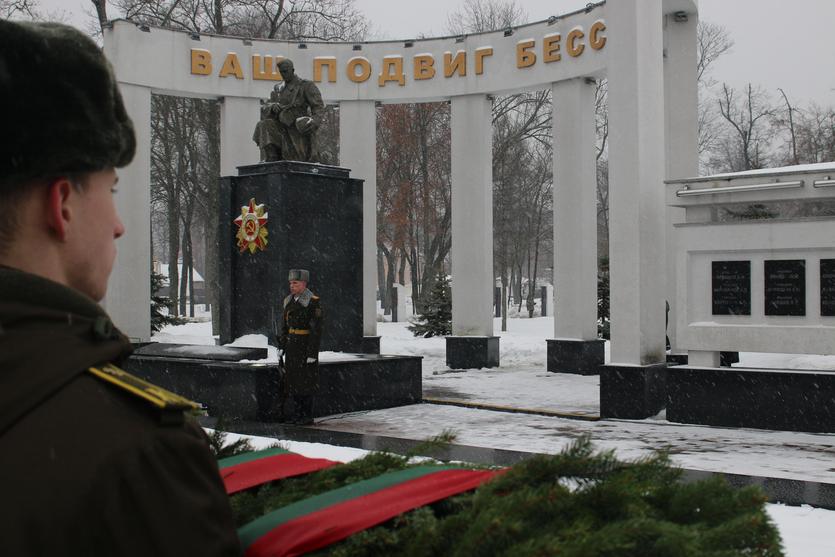 img_8403.jpg img_8403.jpg