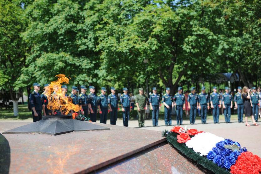 ГГТУ им.П.О.Сухого прянял участие в митинге-реквиеме «Пусть помнят потомки».