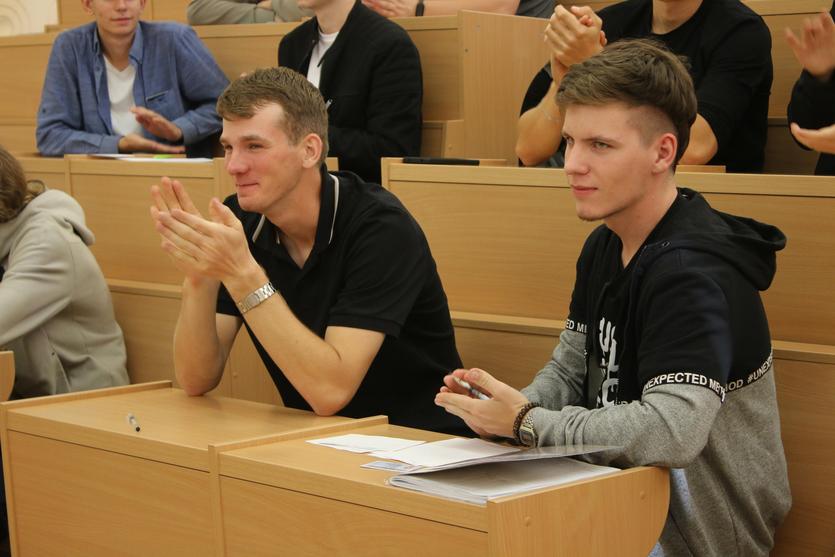 img_7416.jpg img_7416.jpg