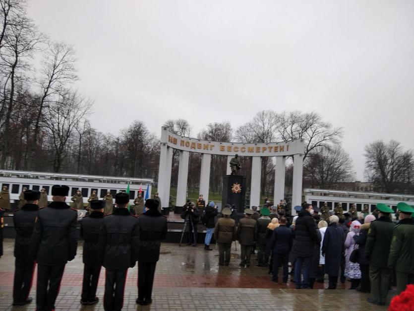 ГГТУ принял участие в торжественных мероприятиях, посвященных Дню освобождения Гомеля от немецко-фашистских захватчиков.jpg