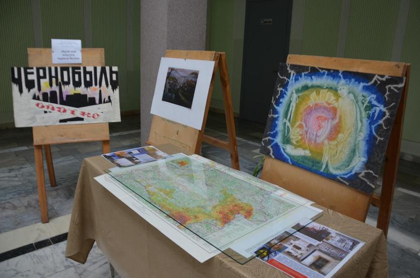 В ГГТУ имени П.О.Сухого открылась выставка, приуроченная годовщине чернобыльской аварии