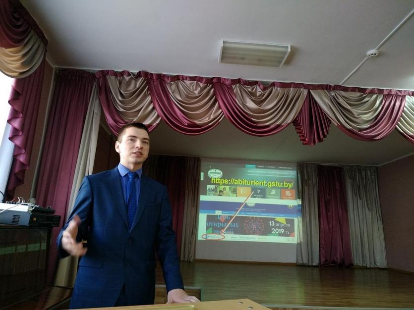  Сотрудники ГГТУ имени П.О.Сухого провели Единый день профориентации 