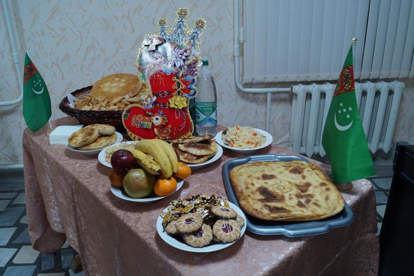В ГГТУ имени П.О.Сухого 2 состоялся новогодний вечер «Новый год у друзей» для иностранных обучающихся из Туркменистана