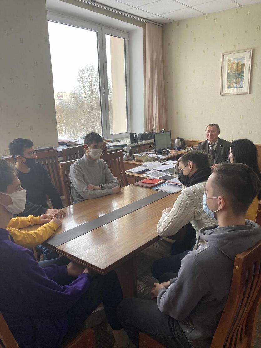   10 февраля состоялось заседание редакции университетской газеты "Сушка".jpg