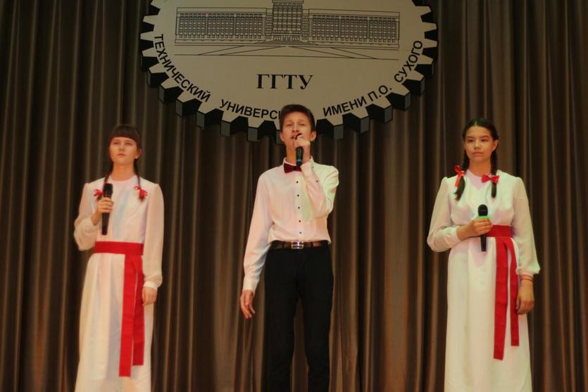 Лирико-патриотический конкурс «По страницам памяти» состоялся в ГГТУ имени П.О.Сухого 
