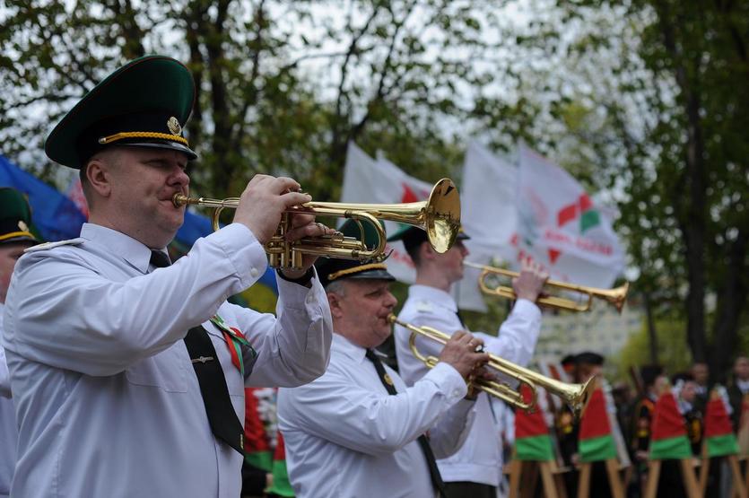 Прошли районные и городские митинги, посвященные Дню Великой Победы над фашизмом.g