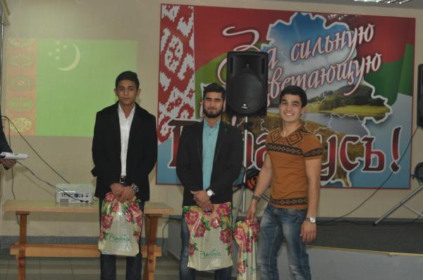 День независимости Туркменистана отметили иностранные студенты ГГТУ