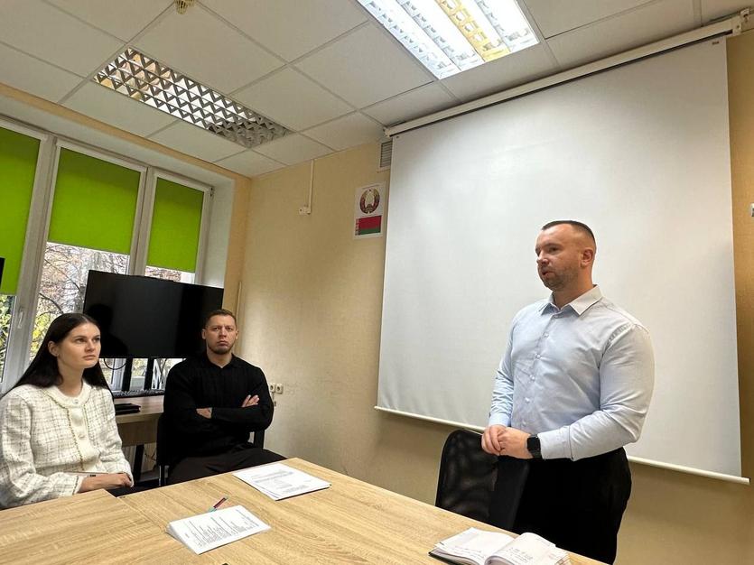 photo_5215239850095742238_y.jpg photo_5215239850095742238_y.jpg