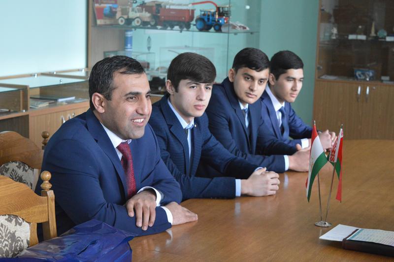 Визит директора Центра международных программ при Министерстве образования и науки Таджикистана