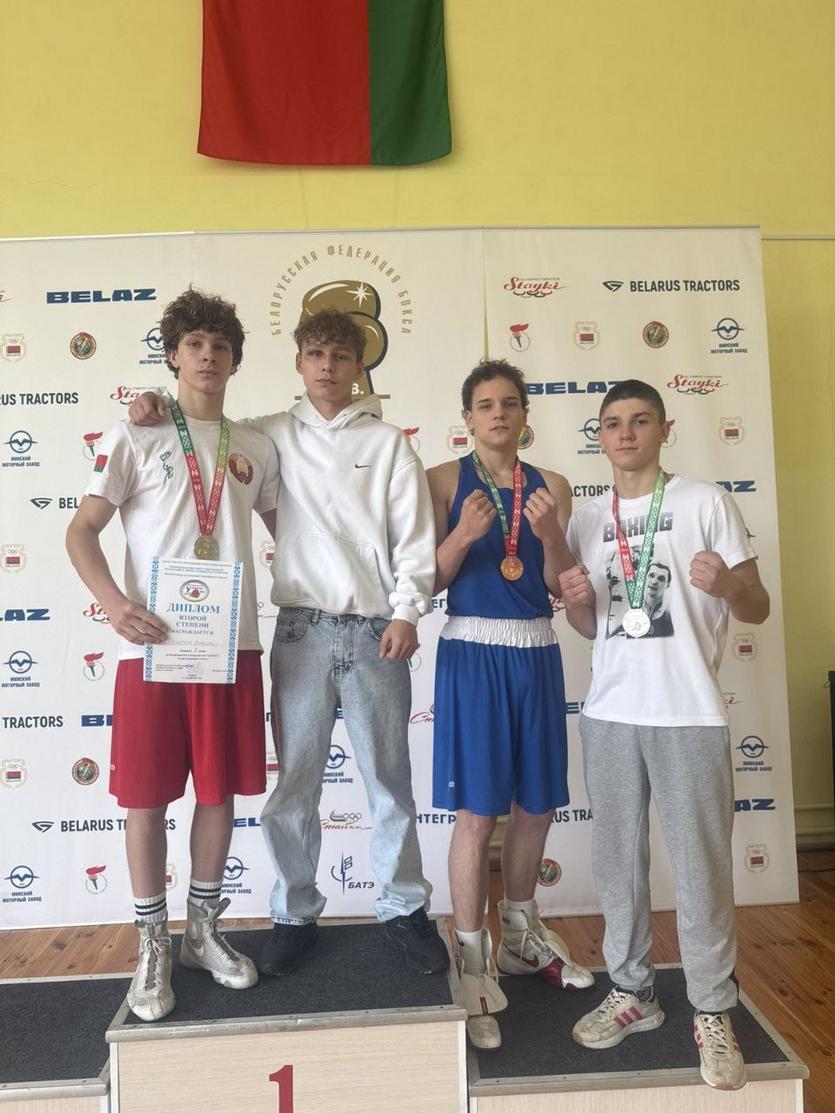 photo_2025-10-27_21-24-00_2.jpg photo_2025-10-27_21-24-00_2.jpg